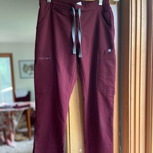 Figs Burgunday Yola Skinny Scrub Pant XXS